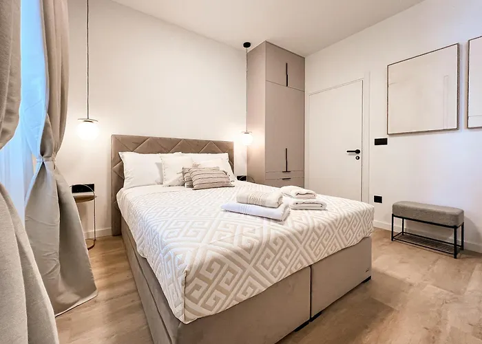 Amoremore - Brand New, Modern And Luxury In 아파트 *