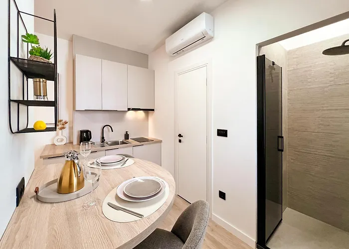 Amoremore - Brand New, Modern And Luxury In 아파트