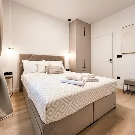 Amoremore - Brand New, Modern And Luxury In דירה *