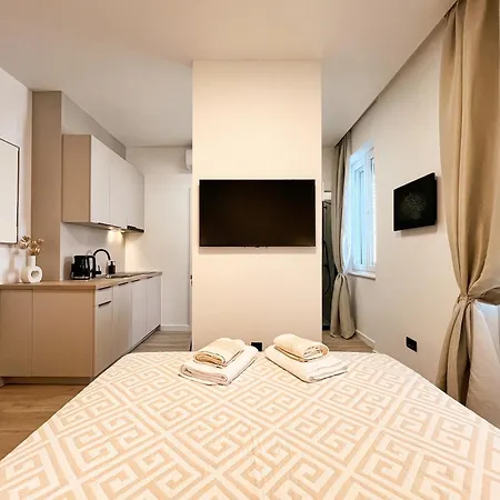 Amoremore - Brand New, Modern And Luxury In דירה ספליט